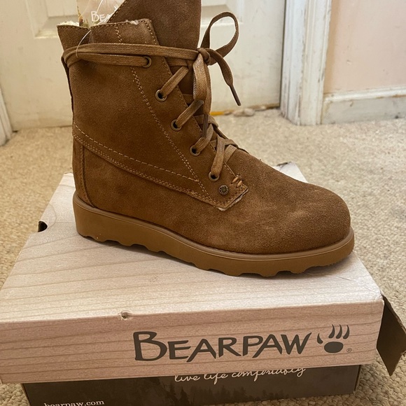 Big girl Bearpaw booties - Picture 6 of 7